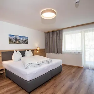 https://apart-alpenjuwel-slden.soldenhotels.net