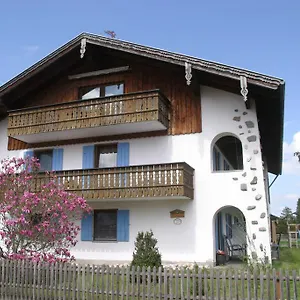 https://haus-magnolia.com-bavaria.com